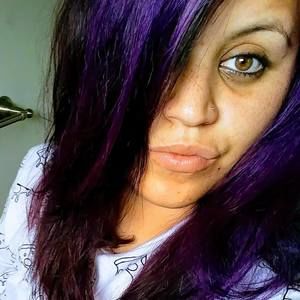 Meet your Posher, Angie